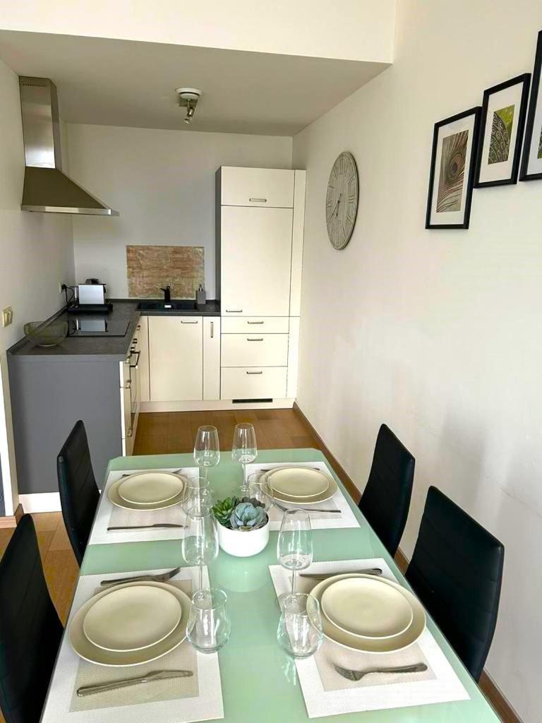 ברטיסלאבה Skau Panorama Family & Business Apartment City View Free Parking מראה חיצוני תמונה
